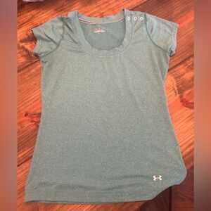 ✨Under Armour Women's Green Short Sleeve Tee